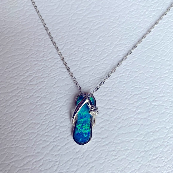 Sterling Silver .925 Chain And Flip Flop Pendant - Picture 5 of 7